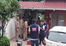 धारदार हथियार से पति ने की पत्नी की हत्या Husband kills wife with a sharp-edged weapon
