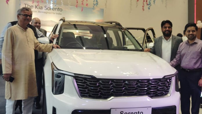 SUV-Kia Grand unveiling of the premium SUV Kia Sorento