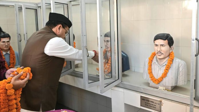CM Dhami pays tribute to immortal martyrs