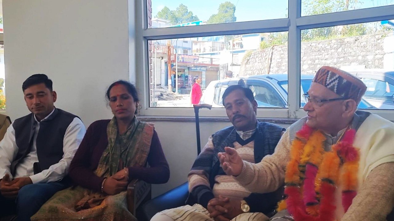 गैरसैंण के विकास को लेकर भाजपा में रार Dispute in BJP over development of Gairsain